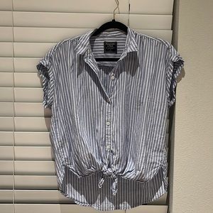 Abercrombie Top size S